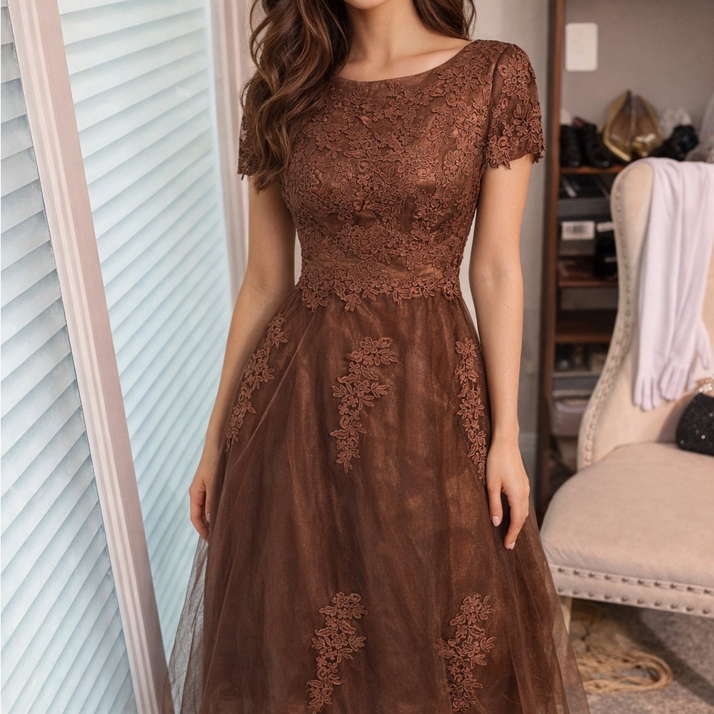 Chic Brown Lace Midi Dress
